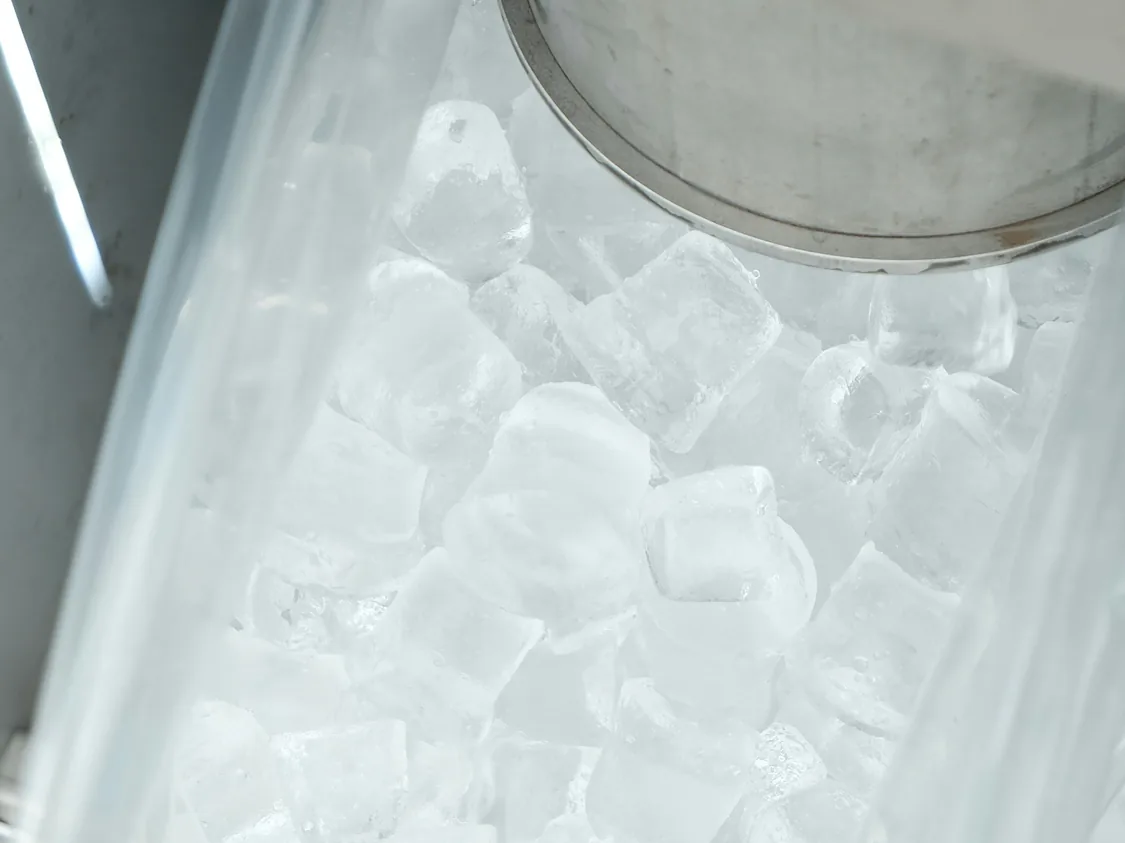 Fresh ice in a commercial ice machine bin